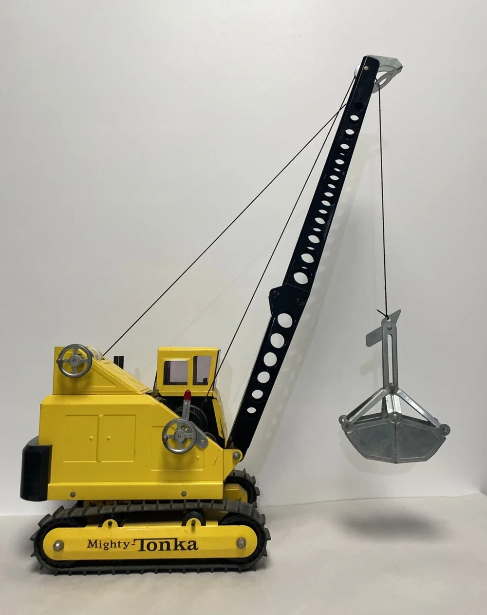 Vintage Mighty Tonka Clam Crawler Crane Pressed Steel Working Toy Excavator